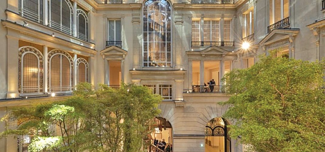 Magazin Apple alimentat exclusiv cu energie regenerabila